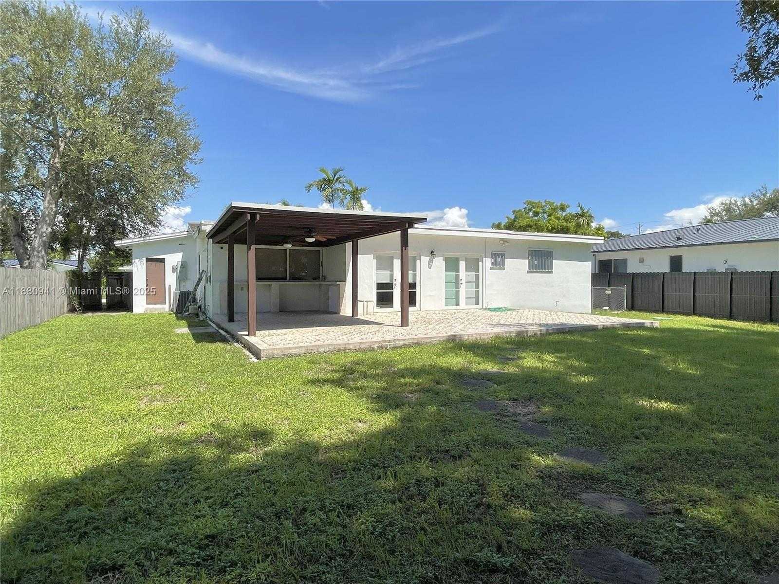 Small Image of 5740 SOUTH WEST 45TH TER #-, Miami Number 26