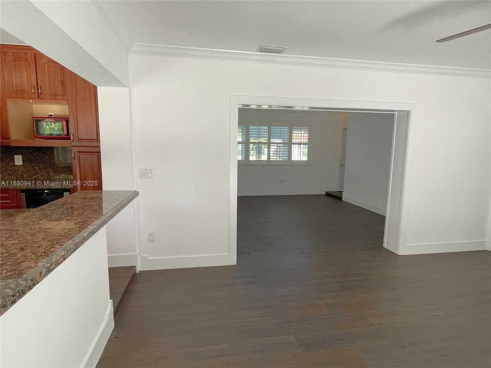Small Image of 5740 SOUTH WEST 45TH TER #-, Miami Number 9