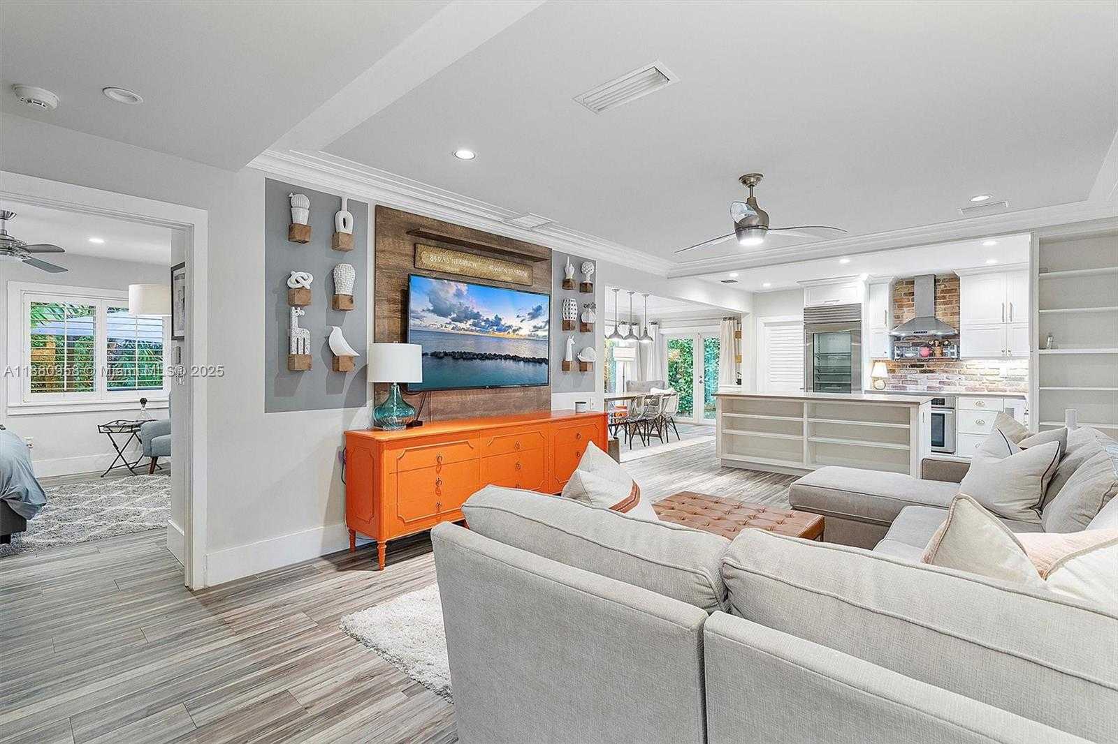 Small Image of 700 VILABELLA AVE, Coral Gables Number 15