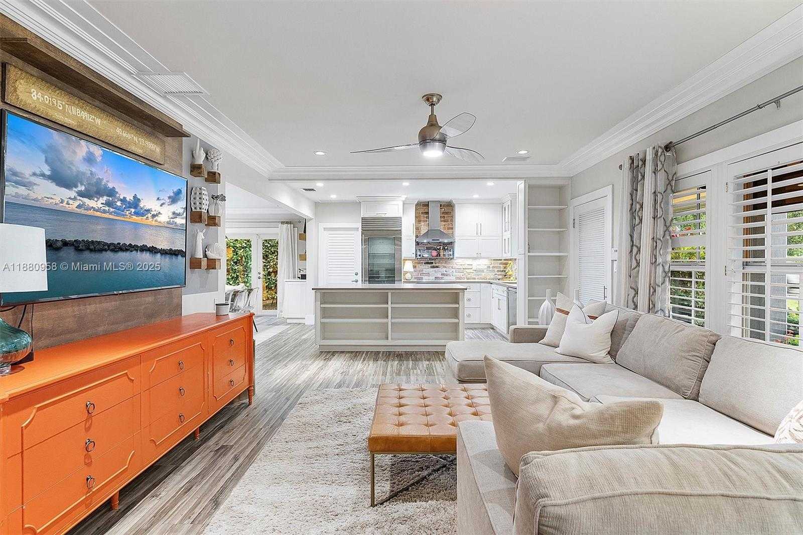 Small Image of 700 VILABELLA AVE, Coral Gables Number 16