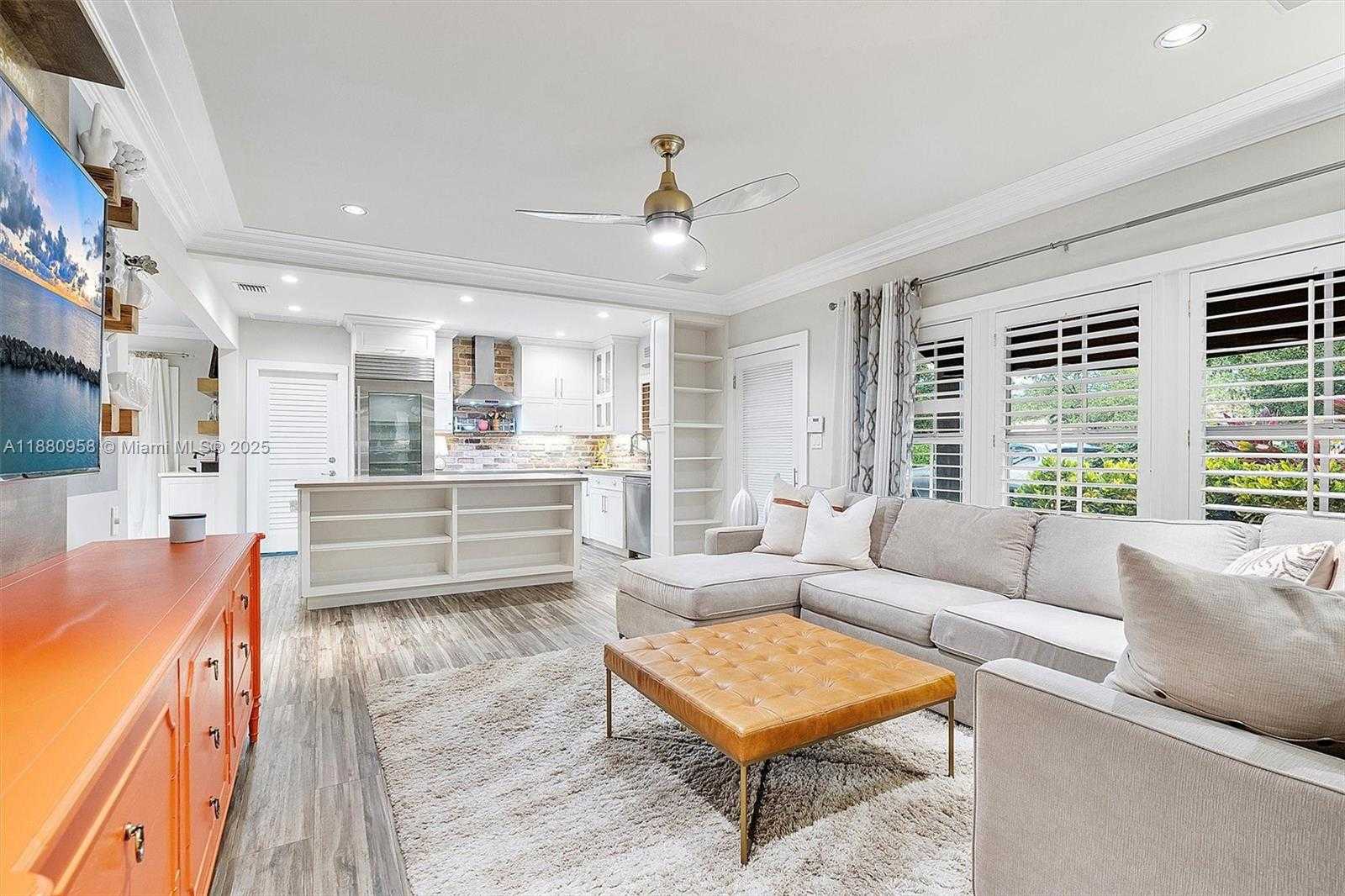 Small Image of 700 VILABELLA AVE, Coral Gables Number 17