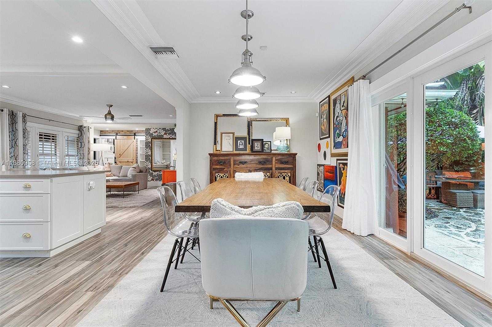 Small Image of 700 VILABELLA AVE, Coral Gables Number 31