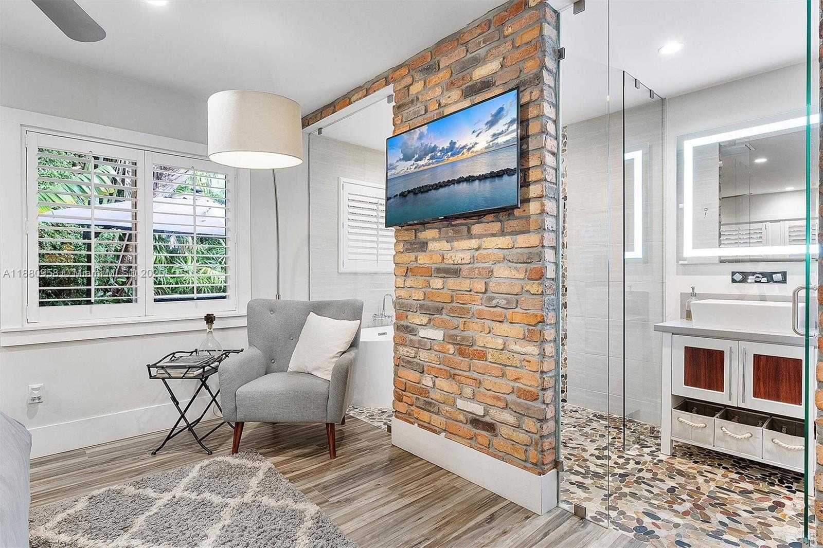 Small Image of 700 VILABELLA AVE, Coral Gables Number 36