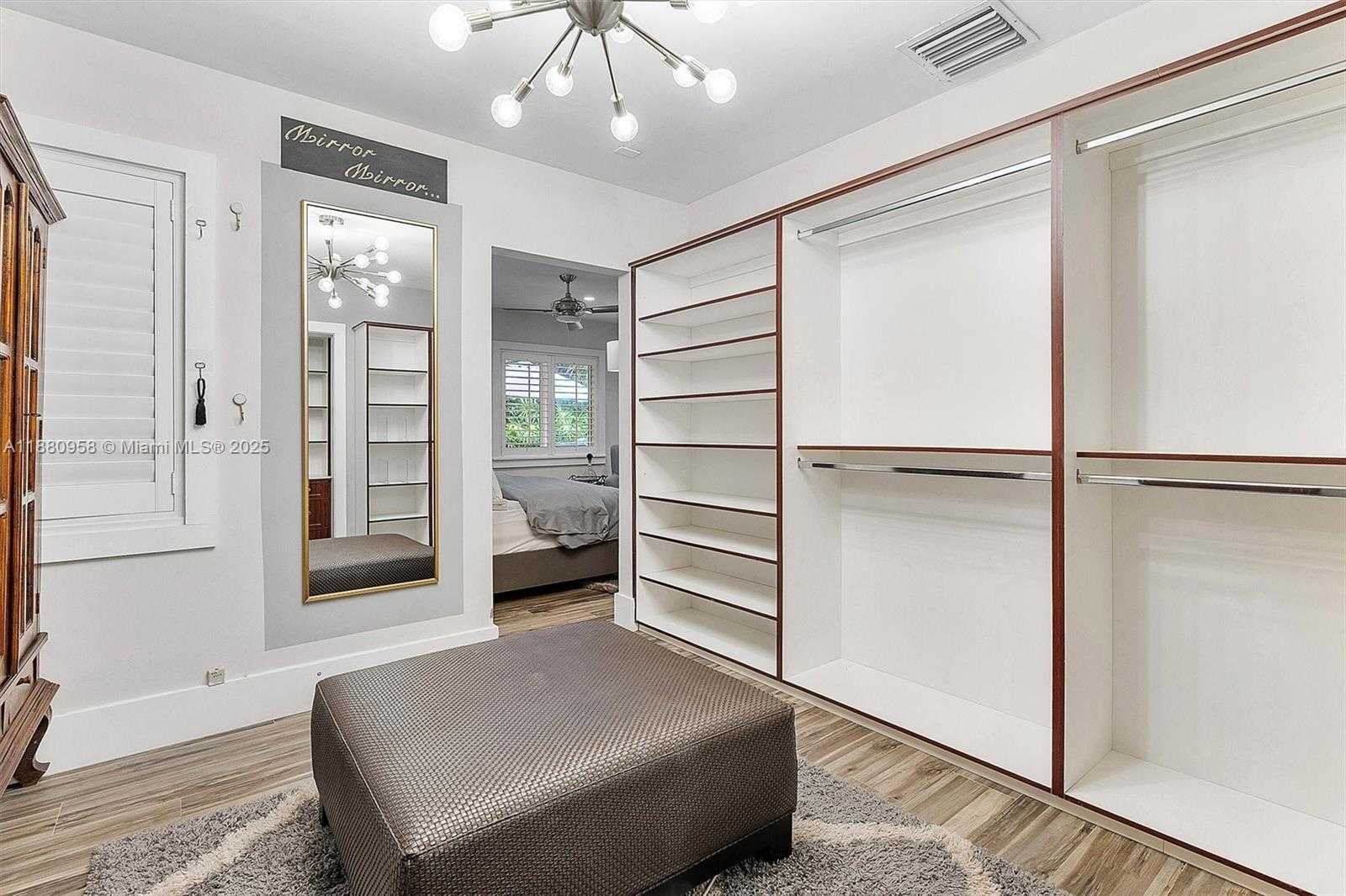 Small Image of 700 VILABELLA AVE, Coral Gables Number 46