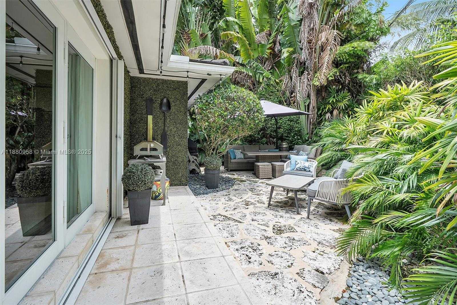 Small Image of 700 VILABELLA AVE, Coral Gables Number 57