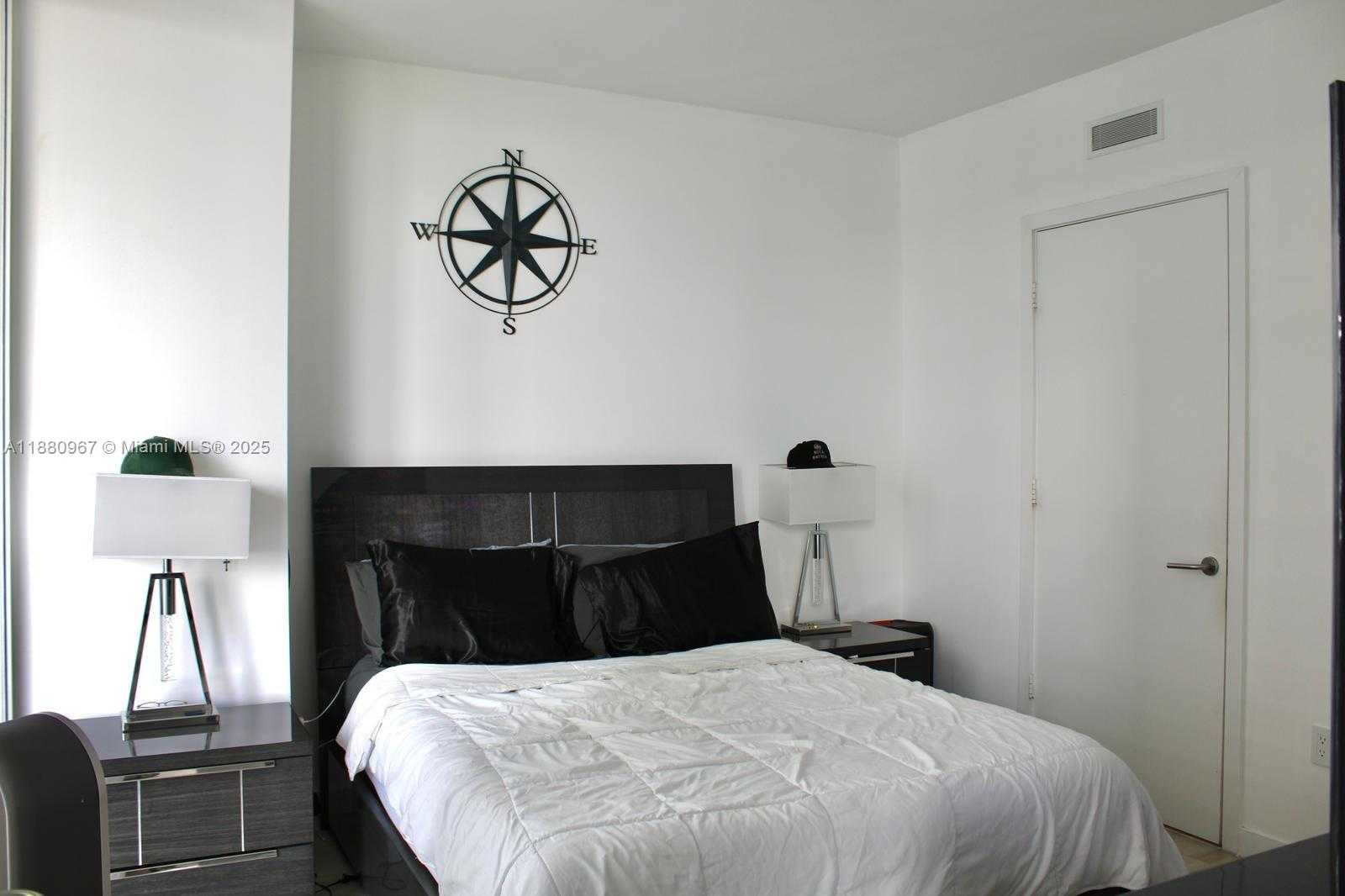 Small Image of 1300 SOUTH MIAMI AVE #3108, Miami Number 20