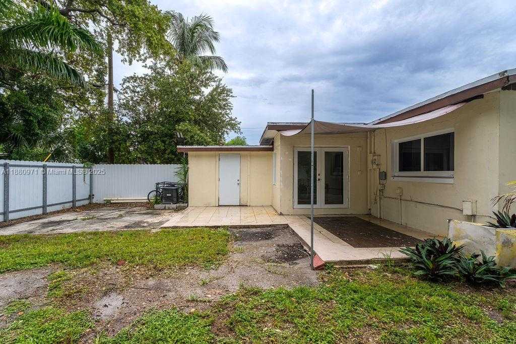Small Image of 5551 SOUTH WEST 37TH ST, West Park Number 26