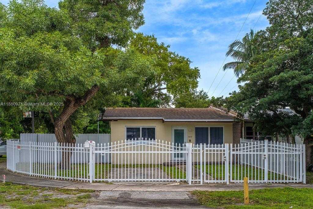 Small Image of 5551 SOUTH WEST 37TH ST, West Park Number 37