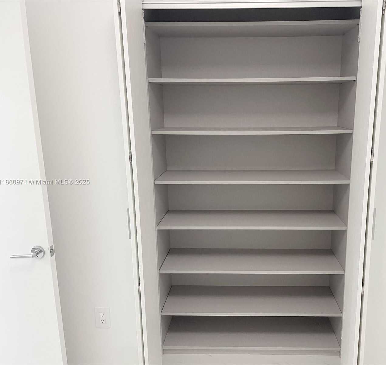 Small Image of 700 NE 24TH ST #4604, Miami Number 8