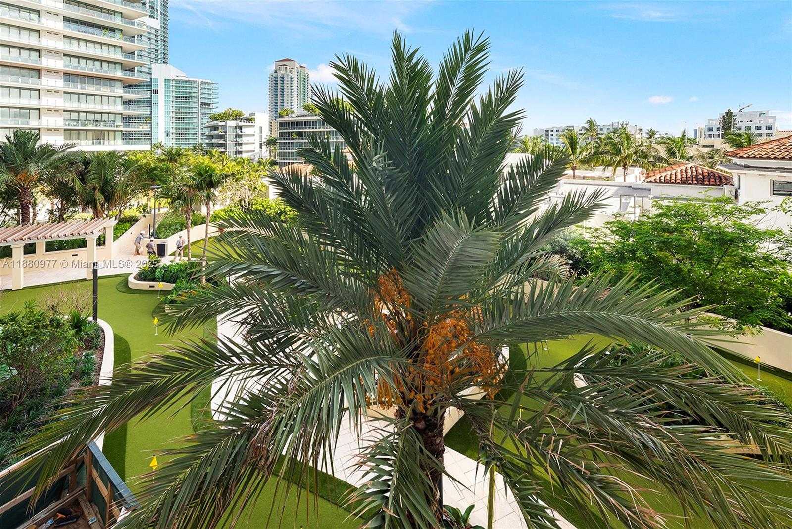 Small Image of 300 SOUTH POINTE DR #504, Miami Beach Number 17