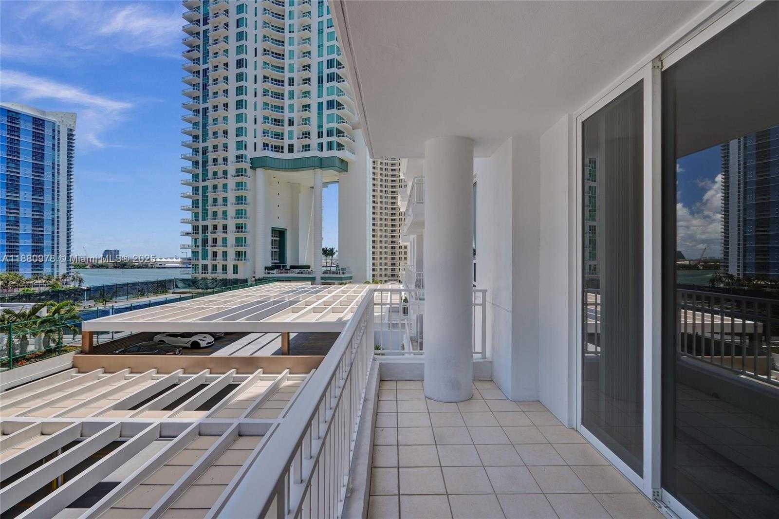 Small Image of 801 BRICKELL KEY BLVD #808, Miami Number 15
