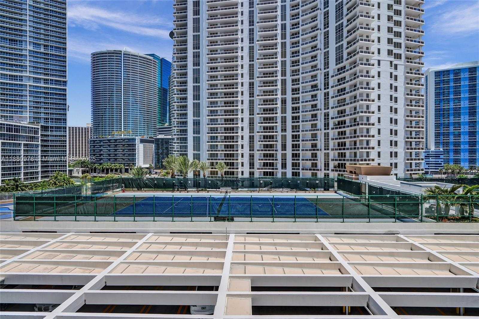 Small Image of 801 BRICKELL KEY BLVD #808, Miami Number 22
