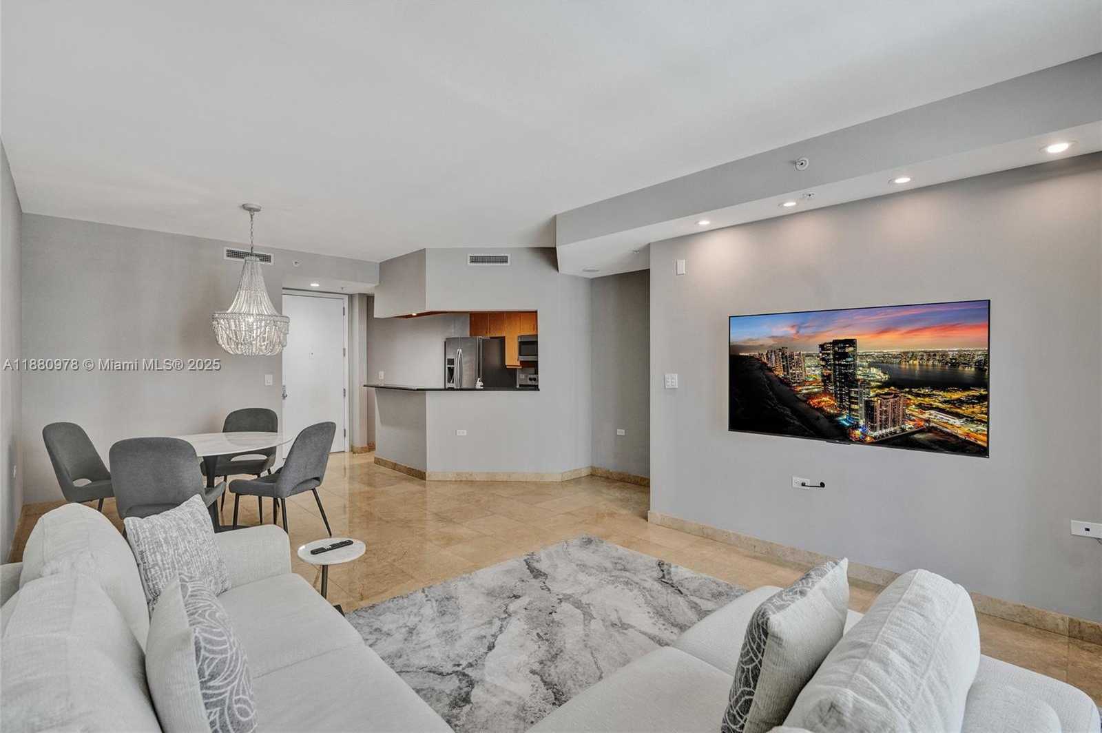 Small Image of 801 BRICKELL KEY BLVD #808, Miami Number 3