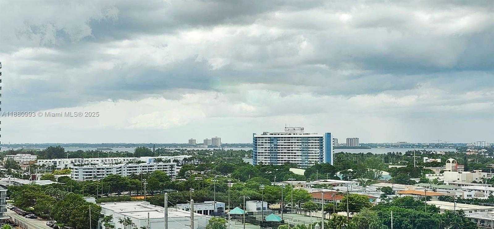 Small Image of 7135 COLLINS AVE #1421, Miami Beach Number 21
