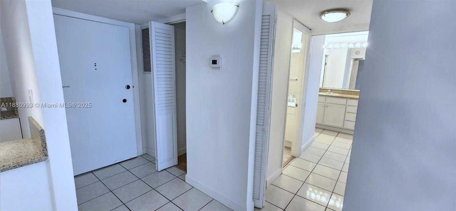 Small Image of 7135 COLLINS AVE #1421, Miami Beach Number 24