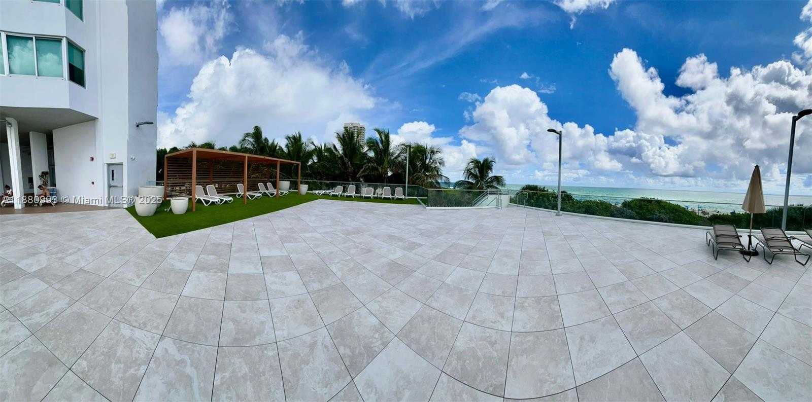 Small Image of 7135 COLLINS AVE #1421, Miami Beach Number 41