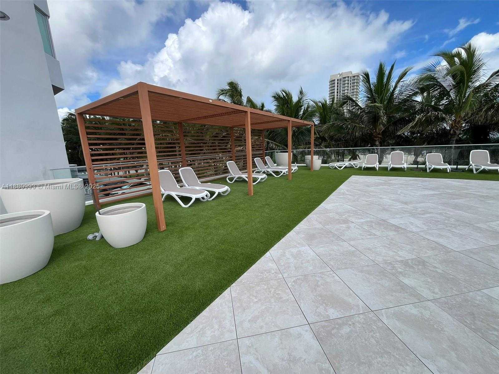 Small Image of 7135 COLLINS AVE #1421, Miami Beach Number 50