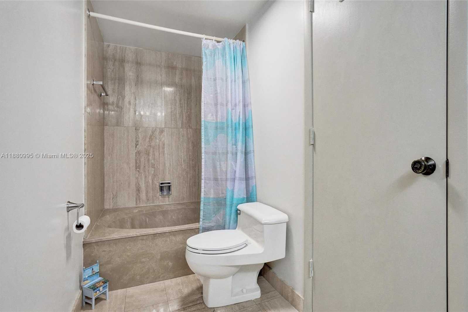 Small Image of 1201 SOUTH OCEAN DR #1010S, Hollywood Number 27
