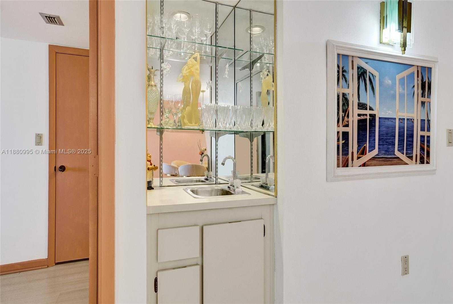 Small Image of 1201 SOUTH OCEAN DR #1010S, Hollywood Number 7