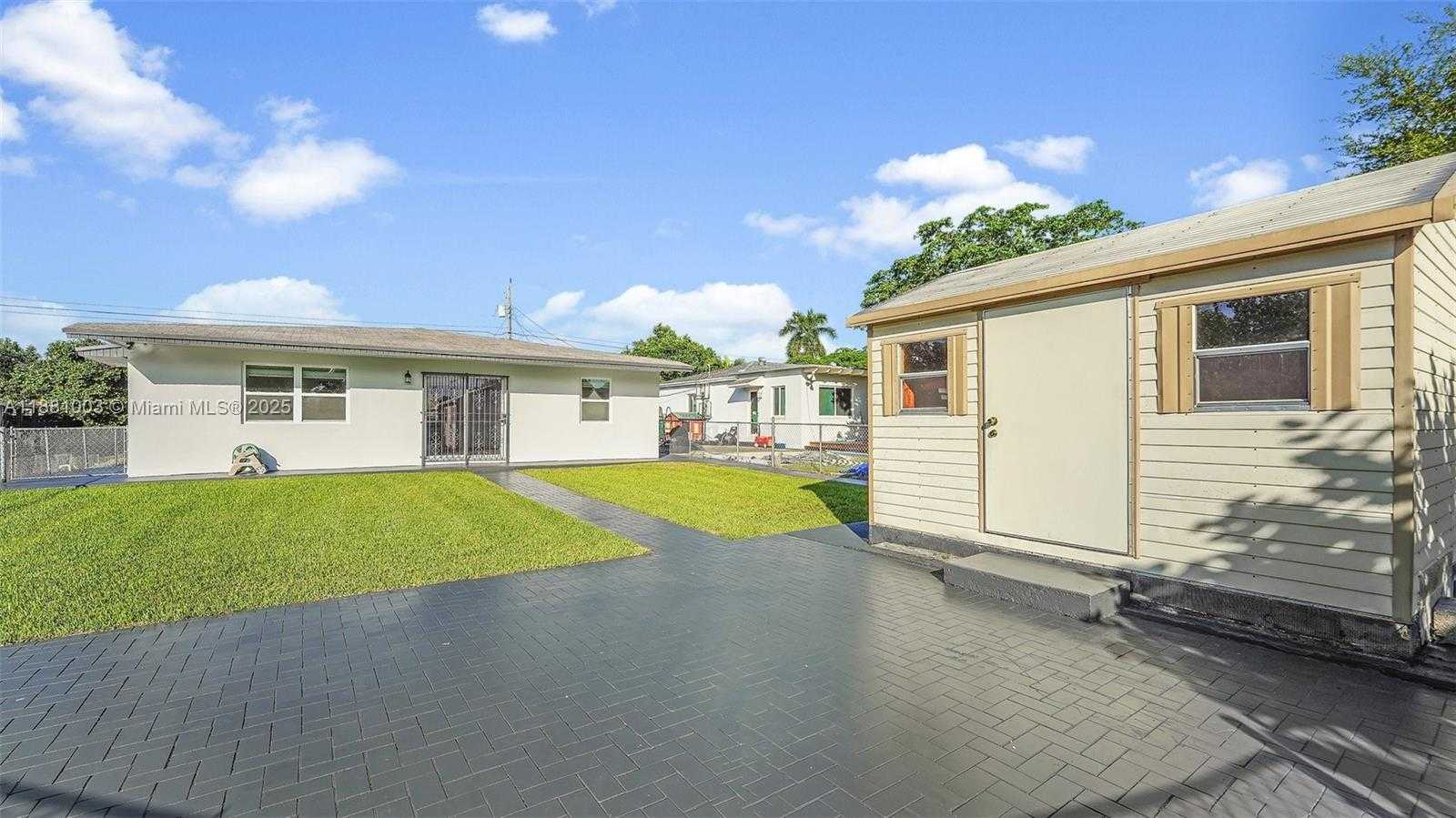 Small Image of 7290 SOUTH WEST 34TH ST RD, Miami Number 34