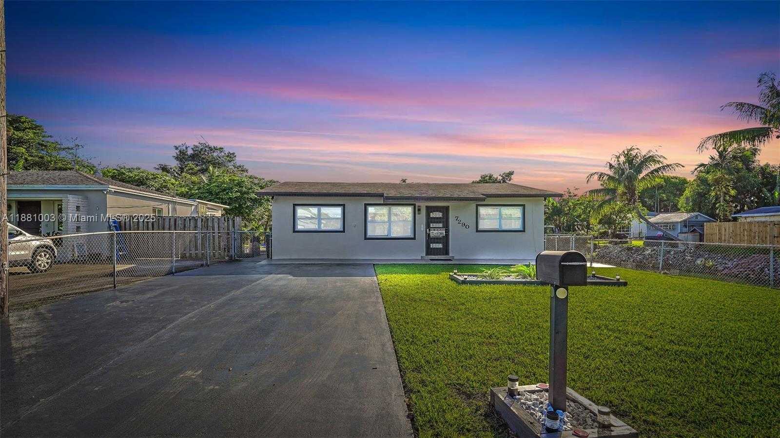 Small Image of 7290 SOUTH WEST 34TH ST RD, Miami Number 43