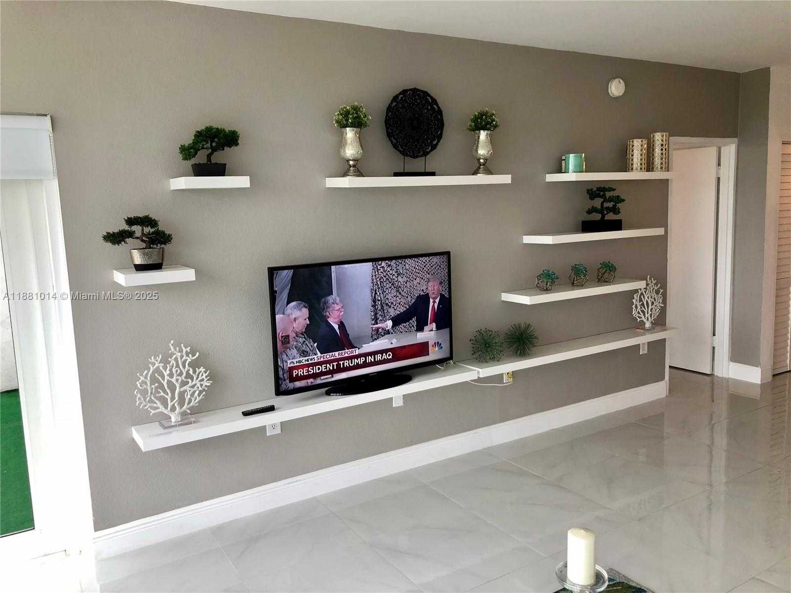 Small Image of 10275 COLLINS AVE #624, Bal Harbour Number 12