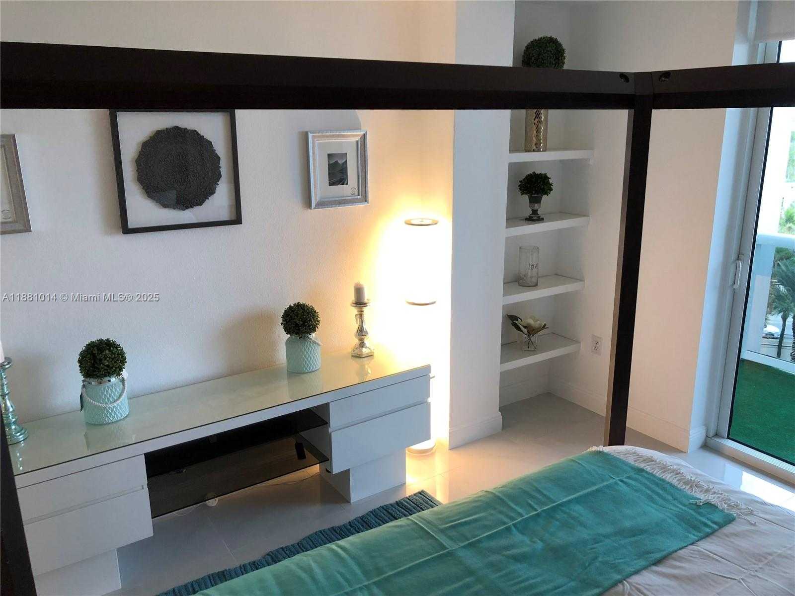 Small Image of 10275 COLLINS AVE #624, Bal Harbour Number 22