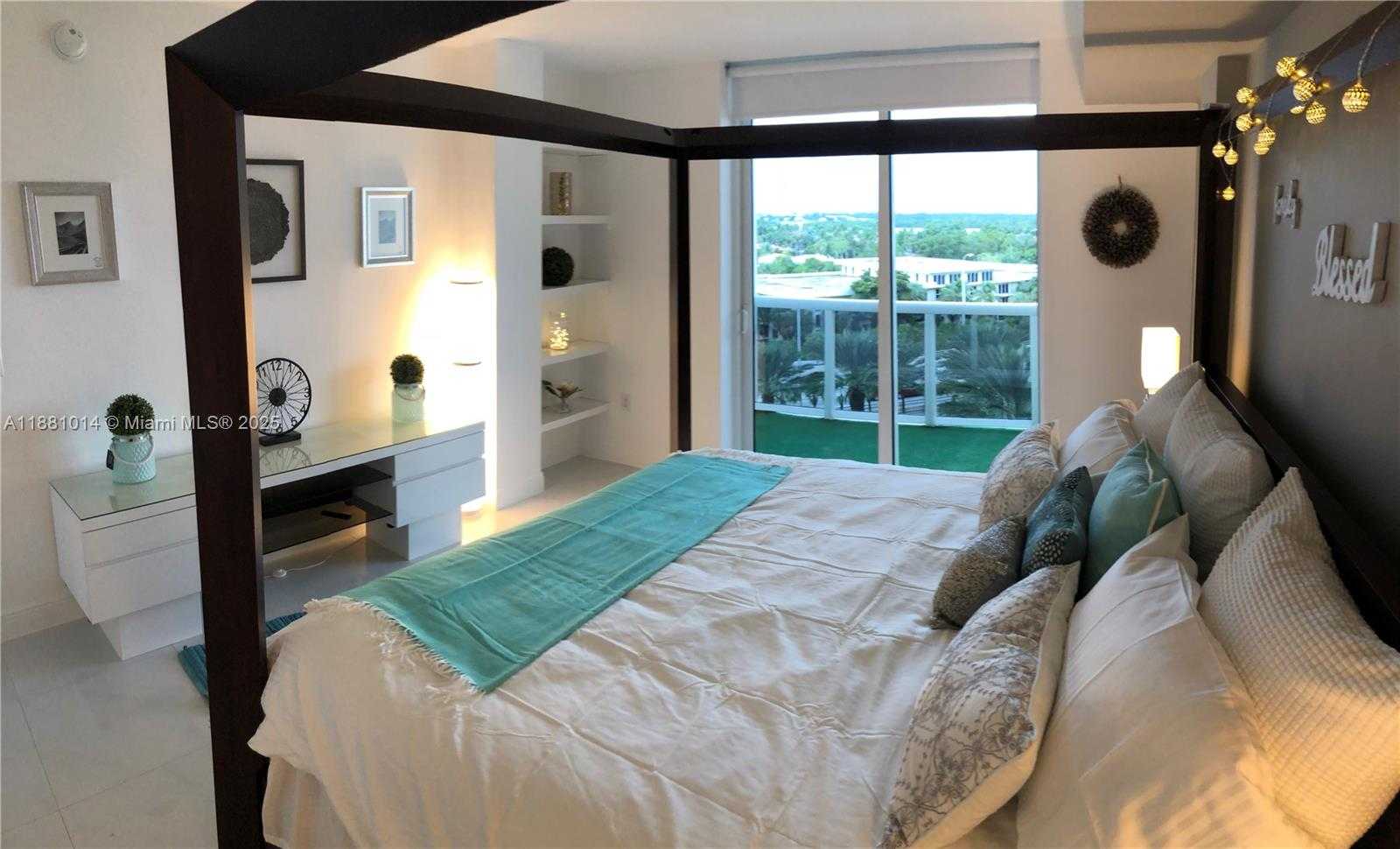 Small Image of 10275 COLLINS AVE #624, Bal Harbour Number 25