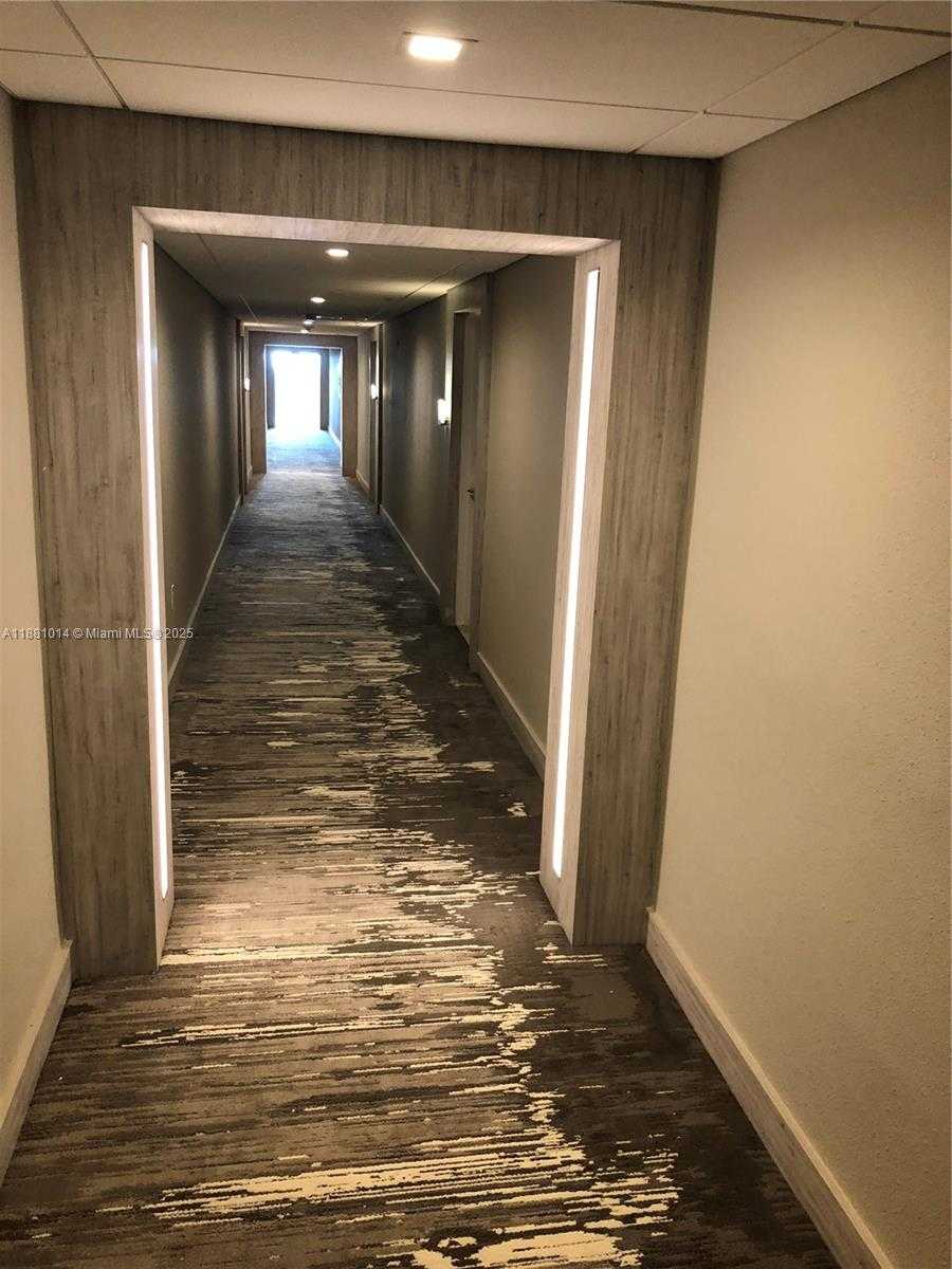 Small Image of 10275 COLLINS AVE #624, Bal Harbour Number 36
