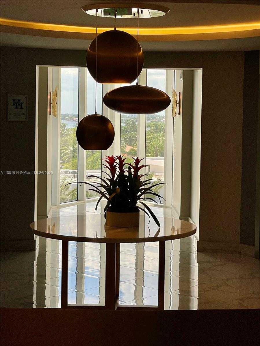Small Image of 10275 COLLINS AVE #624, Bal Harbour Number 37