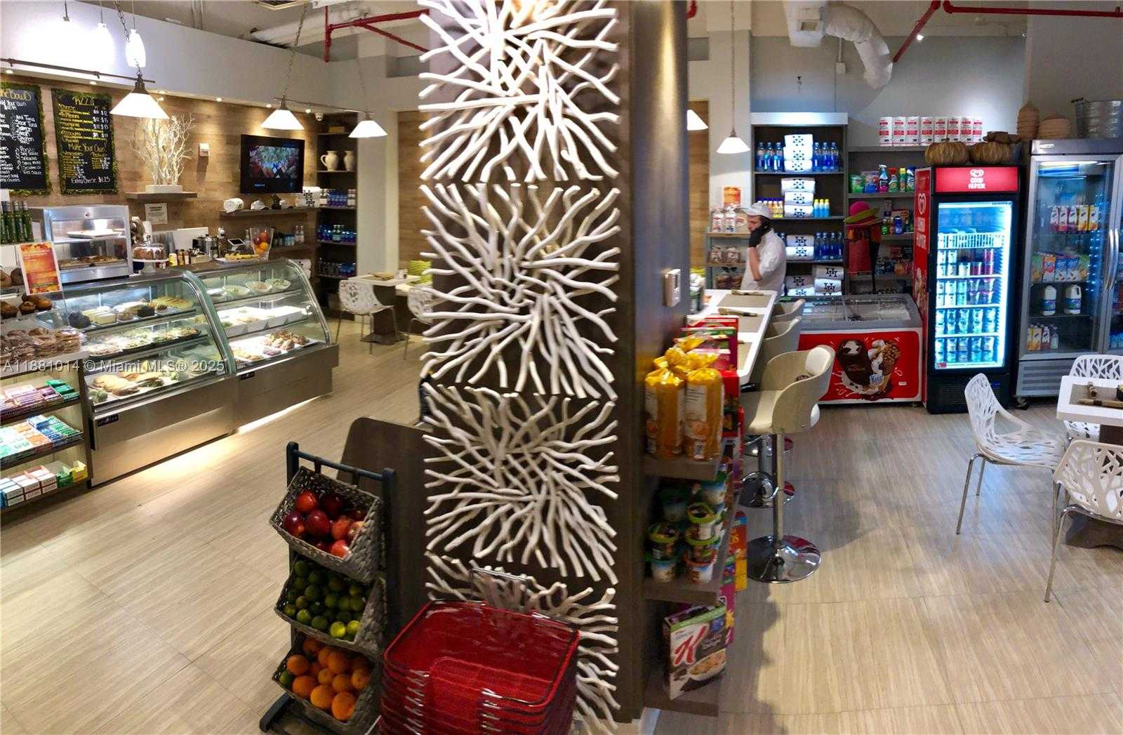 Small Image of 10275 COLLINS AVE #624, Bal Harbour Number 39