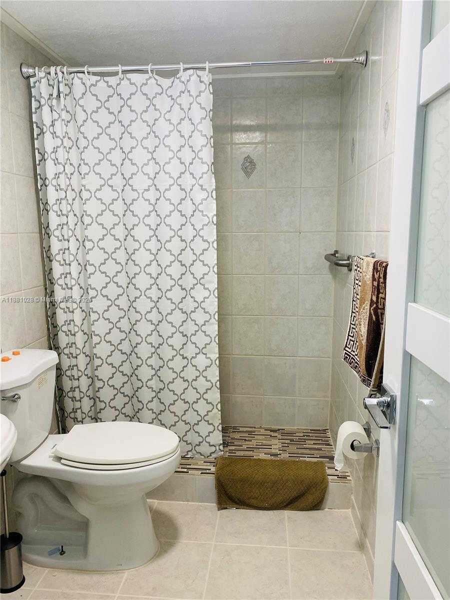 Small Image of 1200 14TH ST #6B, Miami Beach Number 11