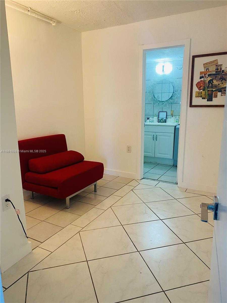 Small Image of 1200 14TH ST #6B, Miami Beach Number 12