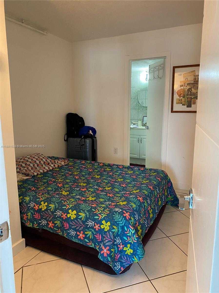 Small Image of 1200 14TH ST #6B, Miami Beach Number 13