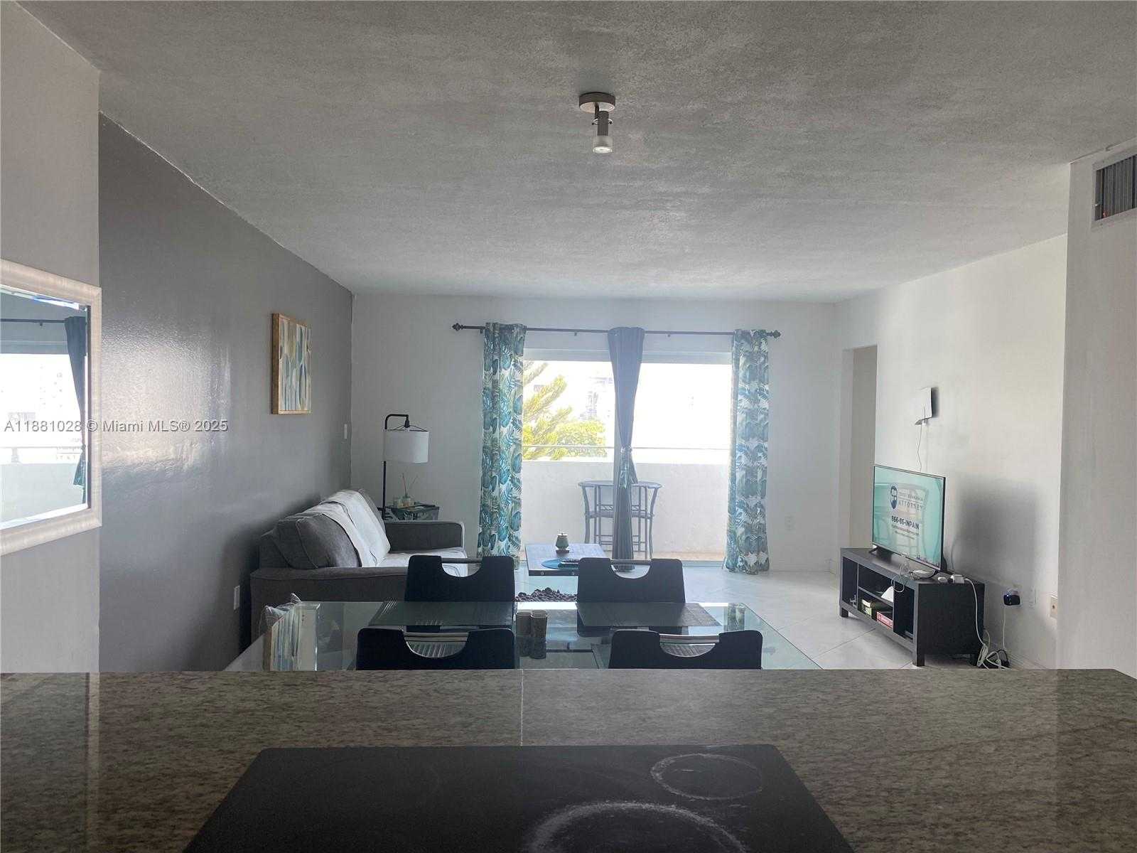 Small Image of 1200 14TH ST #6B, Miami Beach Number 5