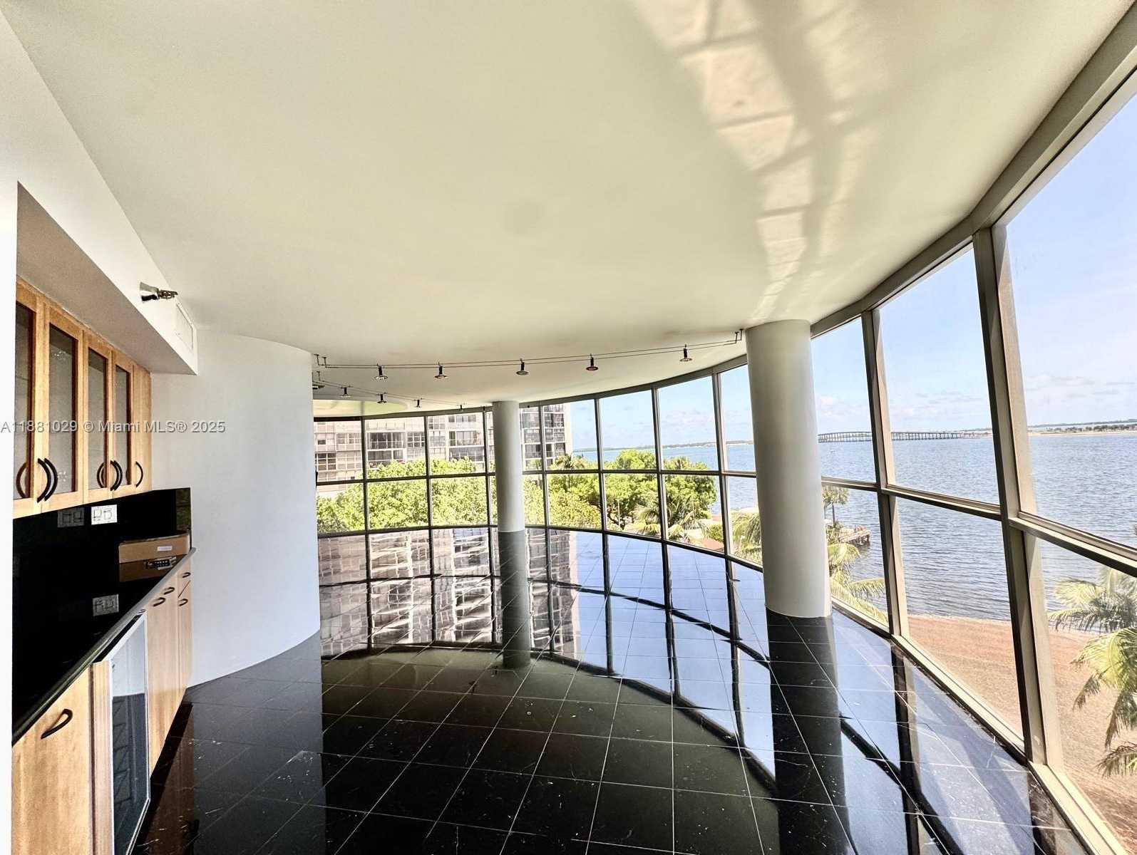 Small Image of 2025 BRICKELL AVE #601, Miami Number 2