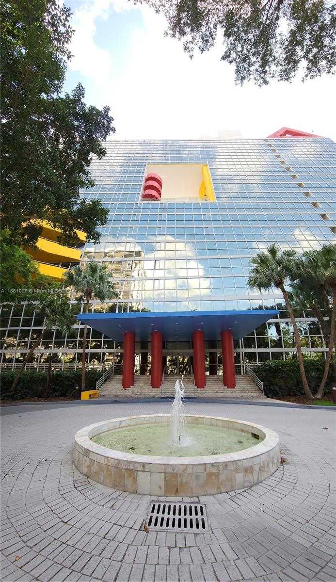 Small Image of 2025 BRICKELL AVE #601, Miami Number 63