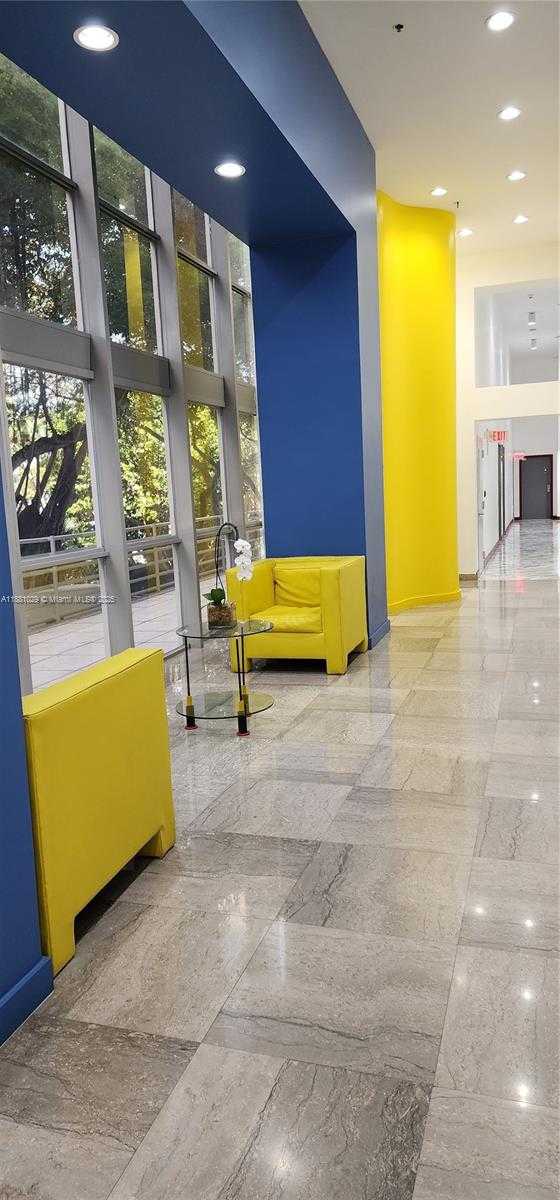 Small Image of 2025 BRICKELL AVE #601, Miami Number 65
