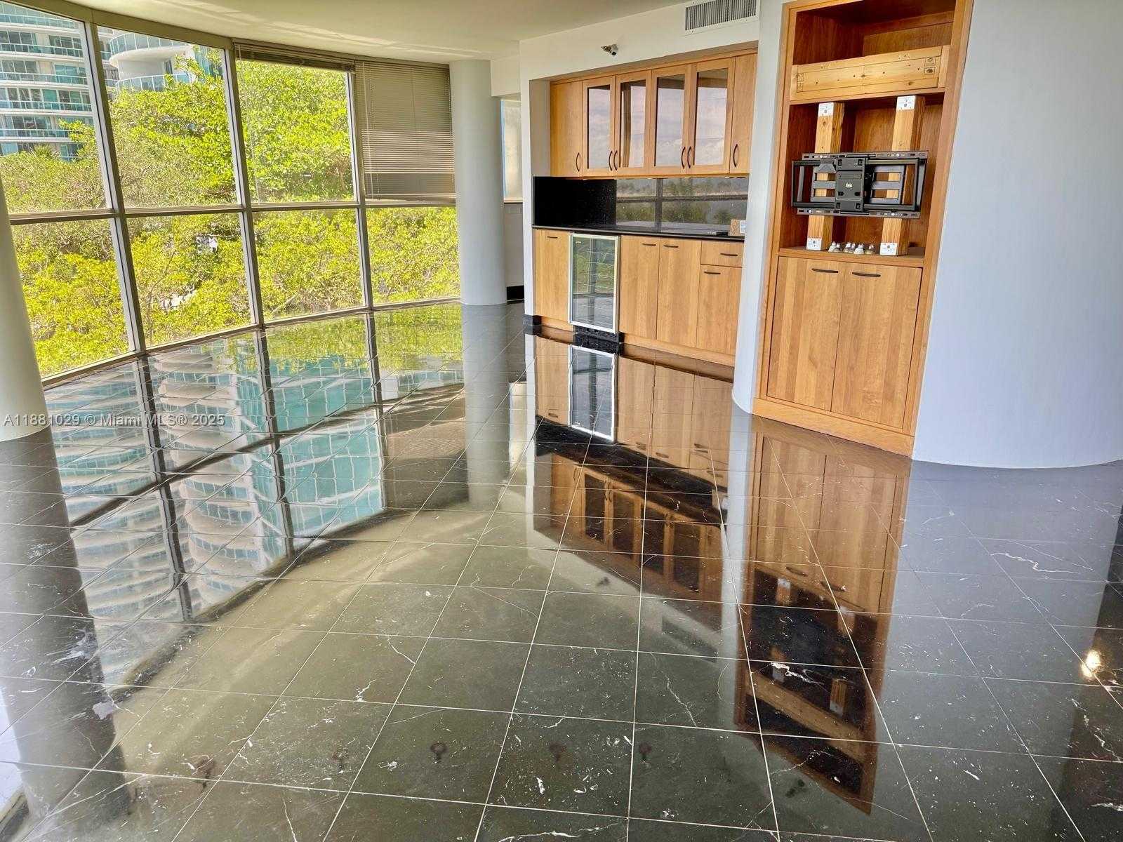 Small Image of 2025 BRICKELL AVE #601, Miami Number 8