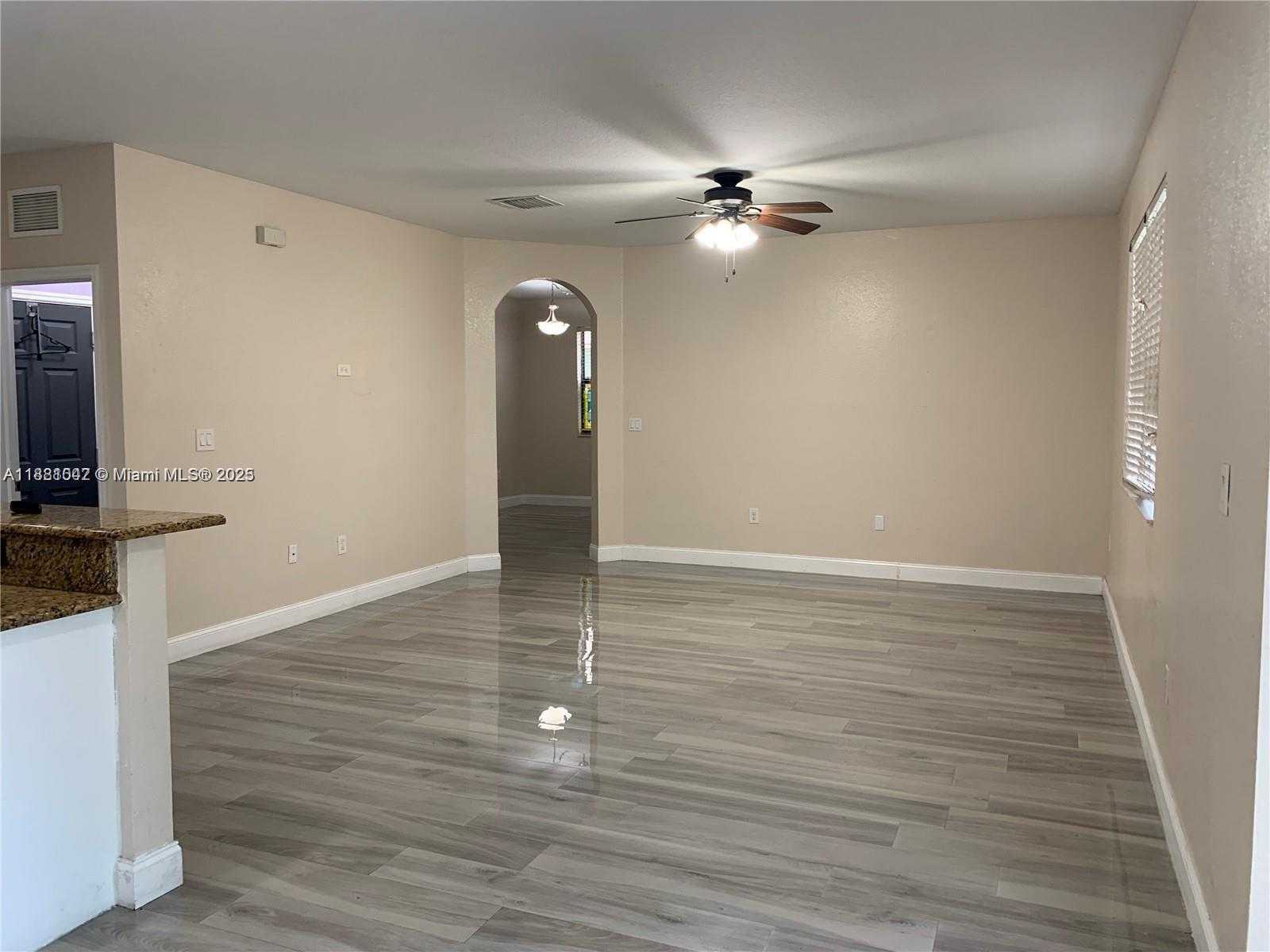 Small Image of 10440 SOUTH WEST 228TH TER, Miami Number 11