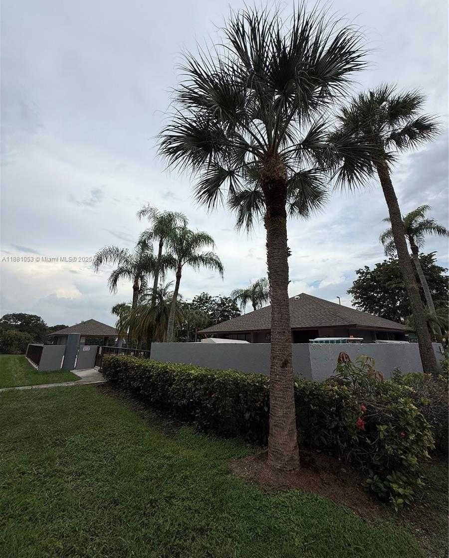 Small Image of 7429 SOUTH WEST 152ND AVE #13-202, Miami Number 19