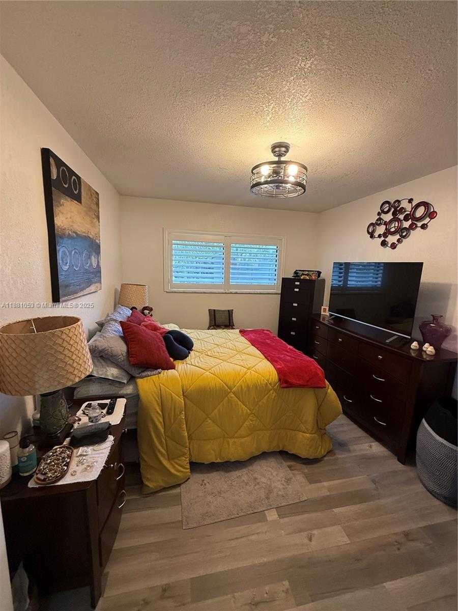 Small Image of 7429 SOUTH WEST 152ND AVE #13-202, Miami Number 9