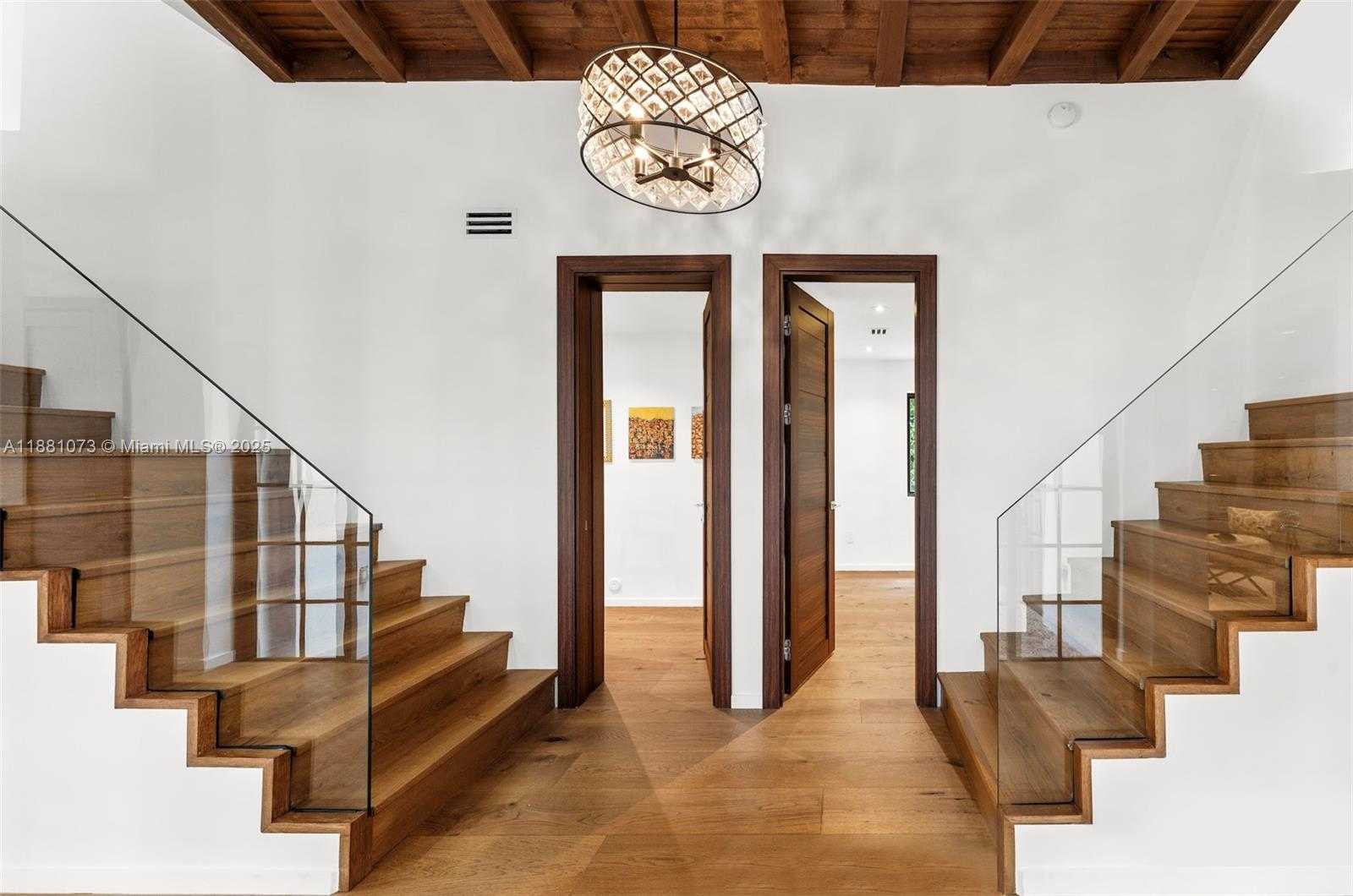Small Image of 1277 NORTH VENETIAN WAY, Miami Number 12