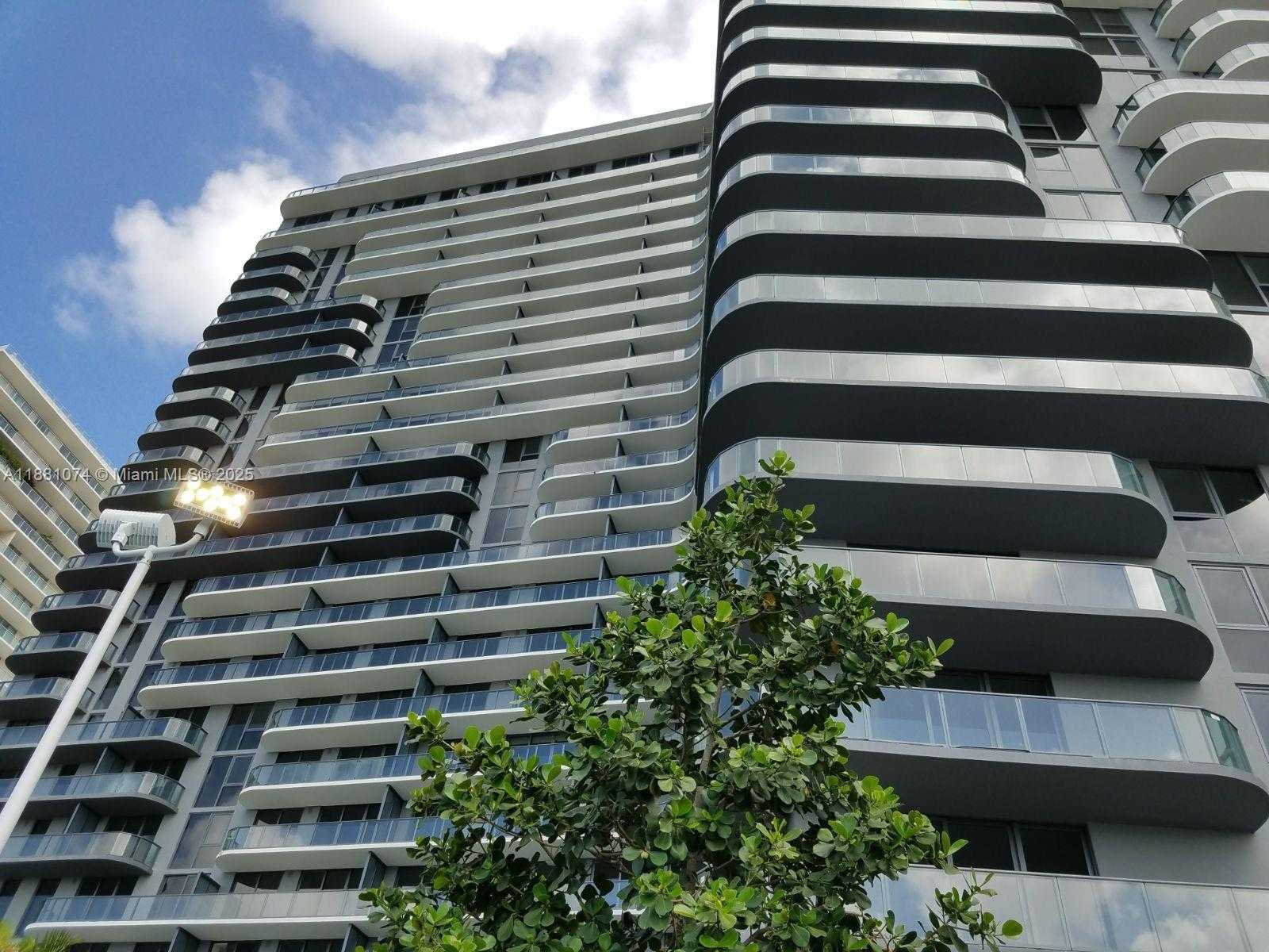 Small Image of 121 NORTH EAST 34TH ST #812, Miami Number 9