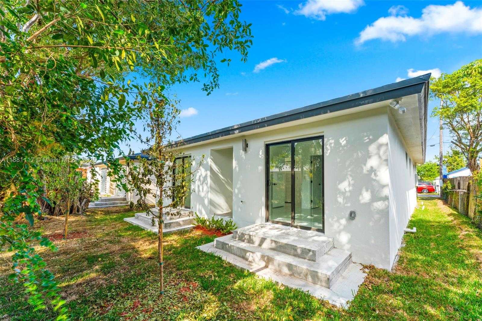 Small Image of 1556 NORTH WEST 68TH TER, Miami Number 14