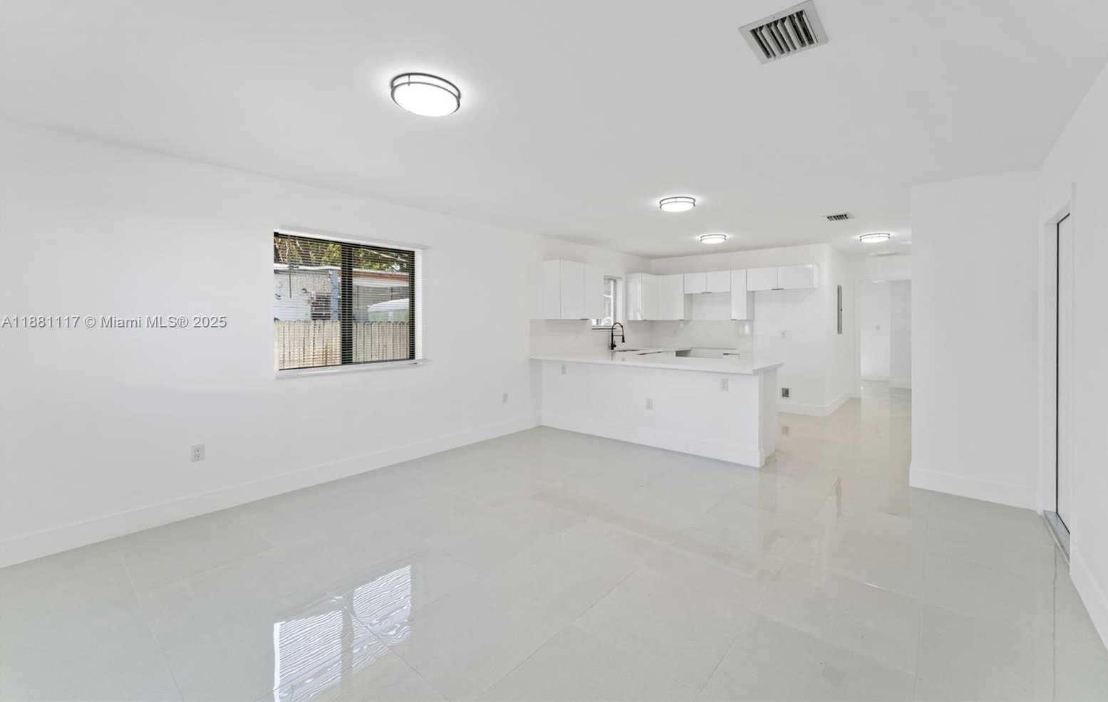 Small Image of 1556 NORTH WEST 68TH TER, Miami Number 2
