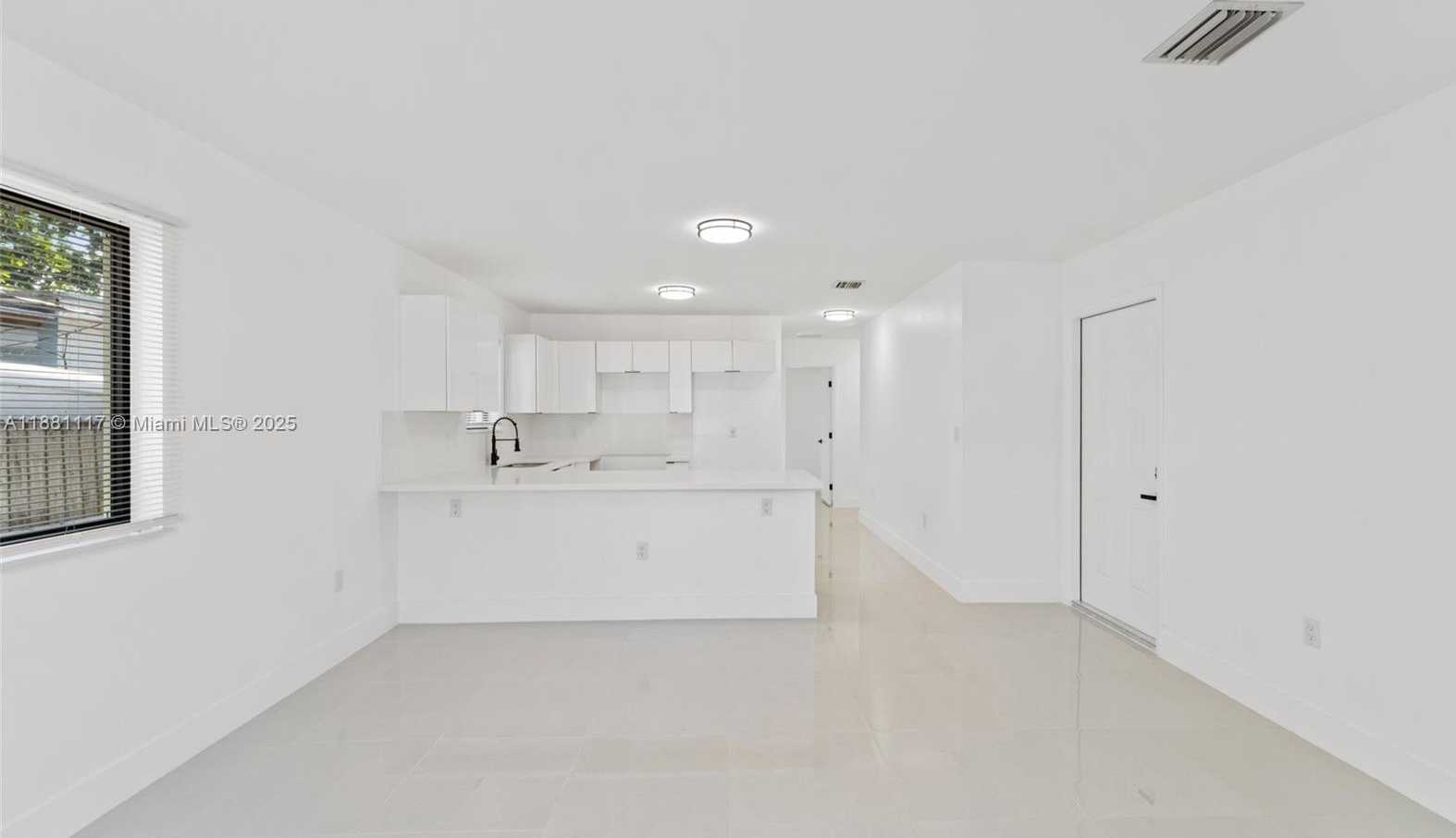 Small Image of 1556 NORTH WEST 68TH TER, Miami Number 4