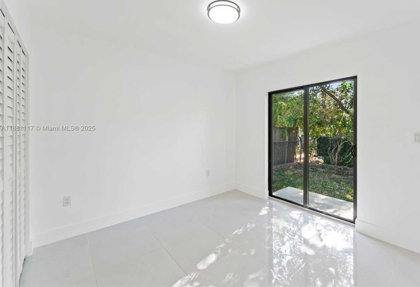 Small Image of 1556 NORTH WEST 68TH TER, Miami Number 9