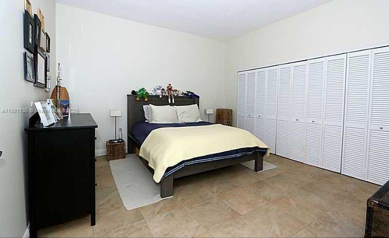 Small Image of 6917 COLLINS AVE #PH7, Miami Beach Number 10