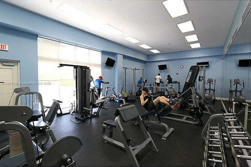 Small Image of 6917 COLLINS AVE #PH7, Miami Beach Number 16
